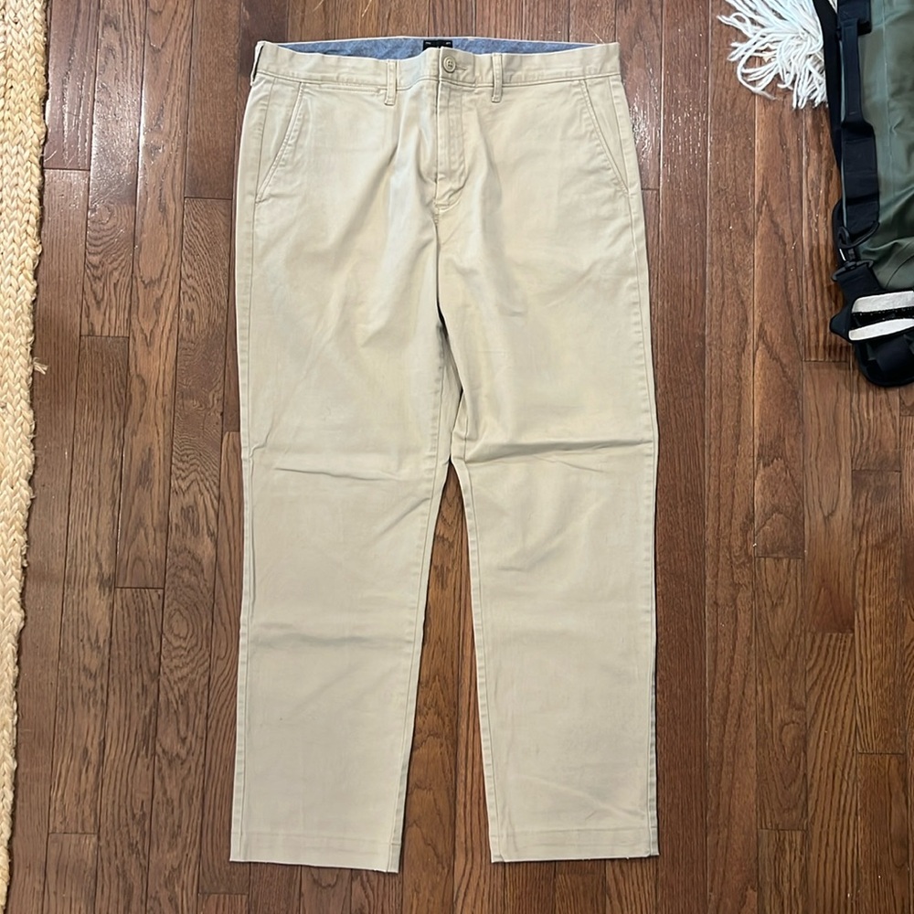 JCrew Men’s Chino Pants 34W 30L